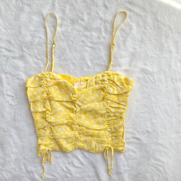 NWT Red Dress Boutique Yellow Floral Print Two Piece Set in Size Small - Picture 5 of 16